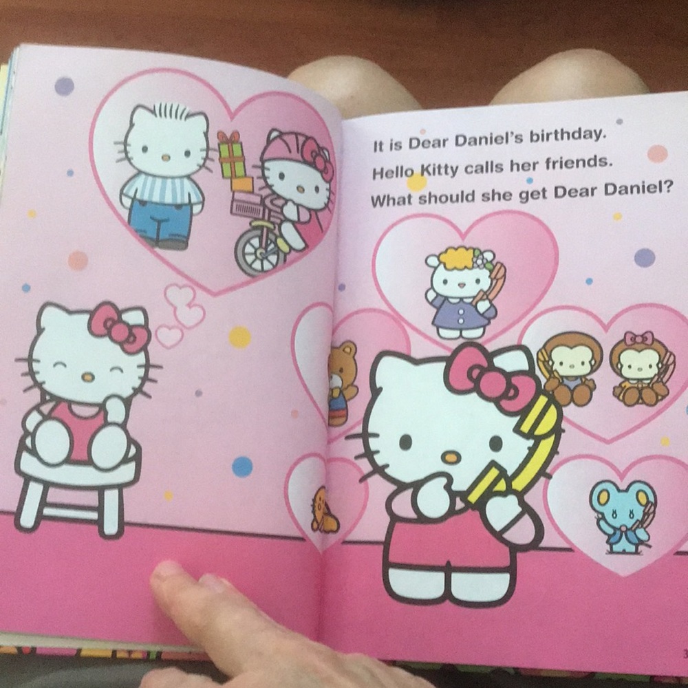 Hello Kitty bundle - Picture 9 of 12